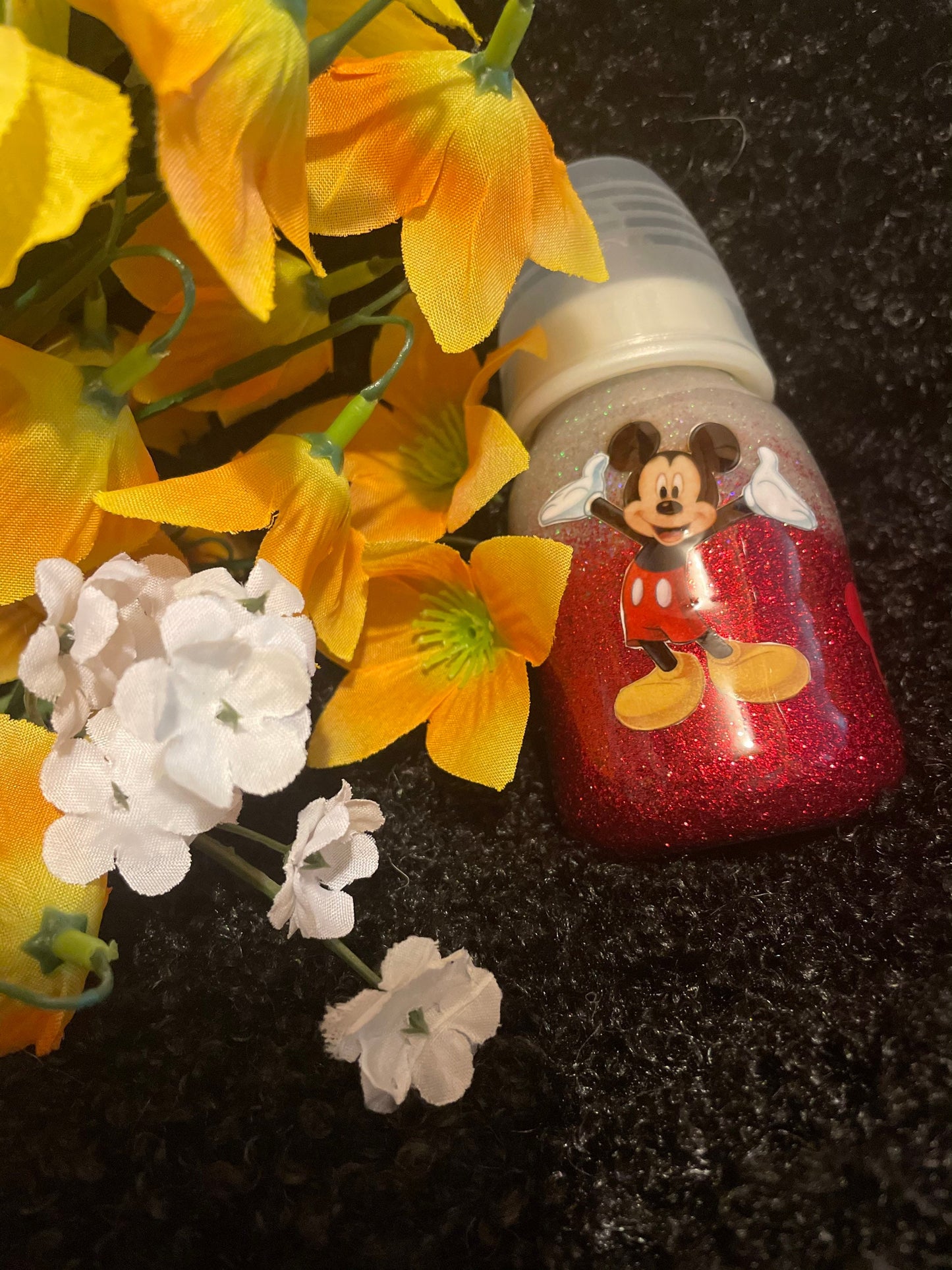 Tiny cute 5oz baby bottles custom designs glitter vinyl epoxy